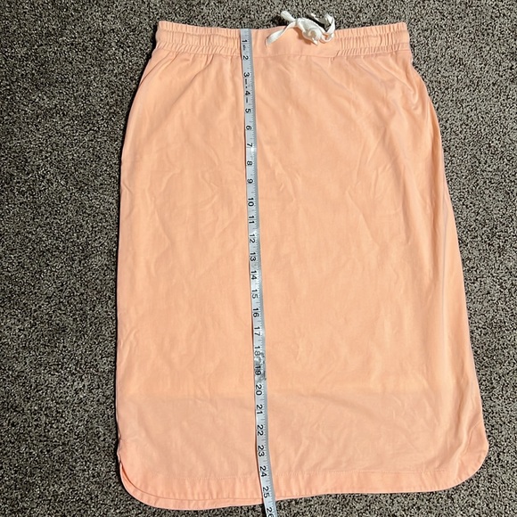 Coral / peach athletic skirt - Picture 4 of 4